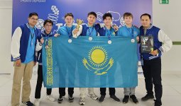 Қазақстандық оқушылар Халықаралық физика олимпиадасында абсолютті чемпион атанды