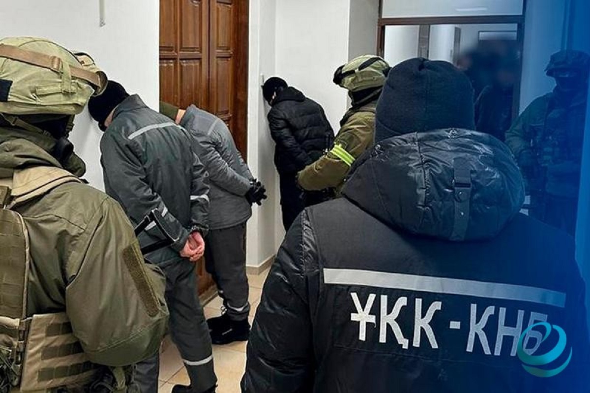 Шетелдегі соғысқа қатысуға шақырған: лаңкестікті насихаттаған екеу сотталды