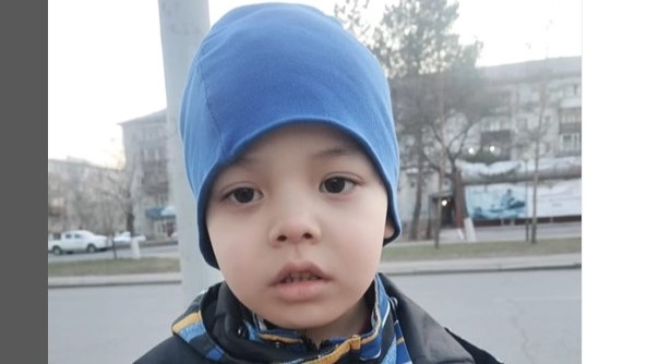 Павлодарда 5 жасар баланың ата-анасы іздестіріліп жатыр