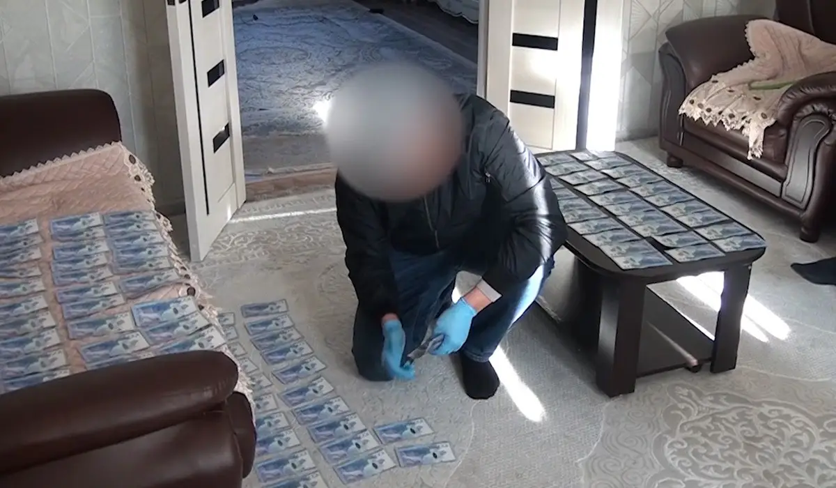 Алматы облысында аудандық білім бөлімінің басшысы және 7 бухгалтер сотталды