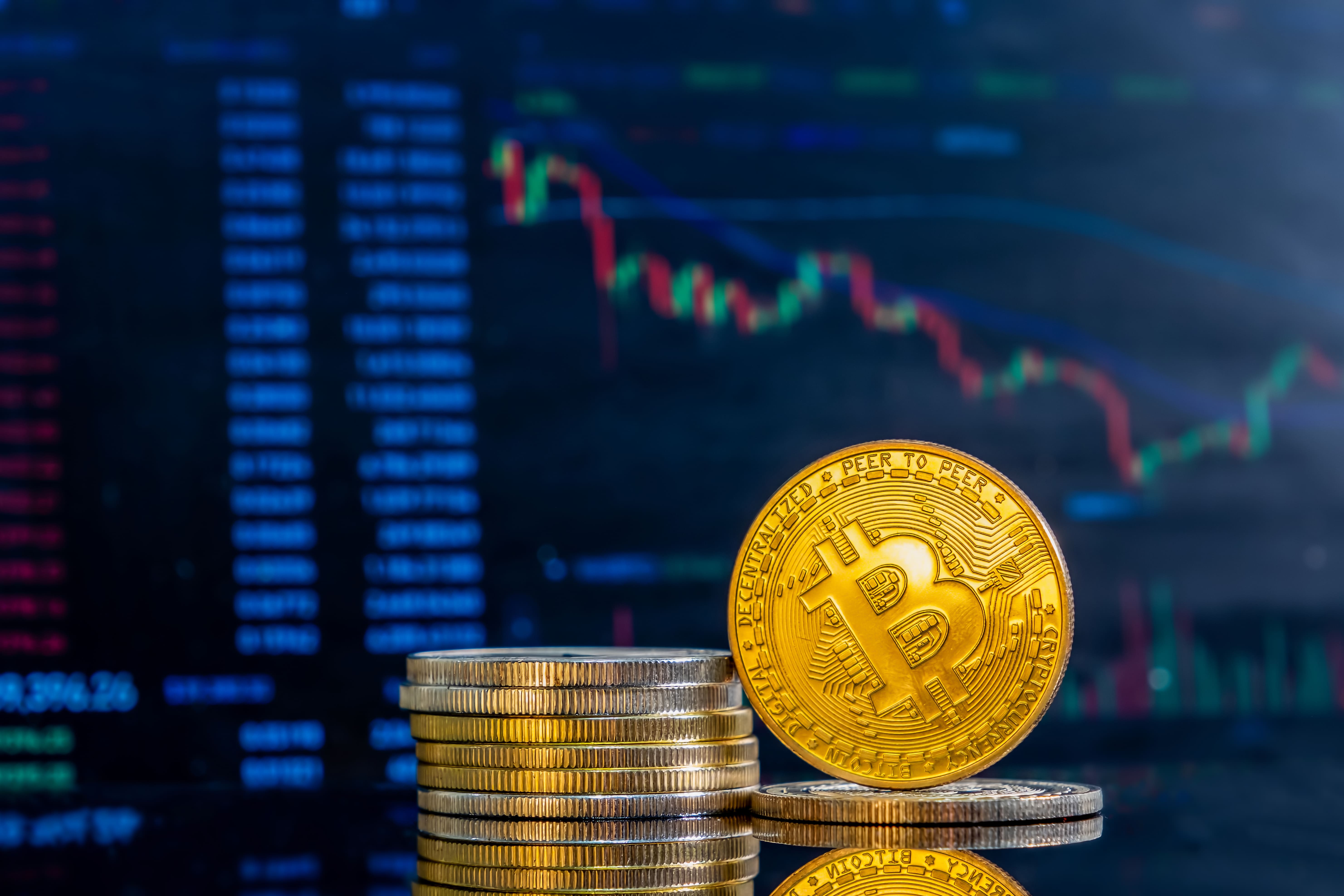 Казахстанцам официально разрешат покупать и продавать криптовалюту