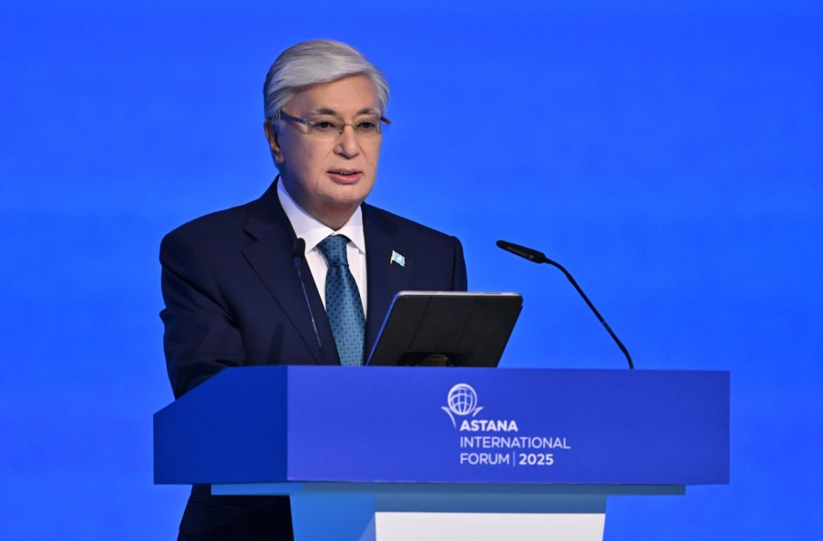 "Қазақстандықтар криптовалютамен азық-түлік сатып алып, төлем жасайды": Тоқаев мәлімдеме жасады